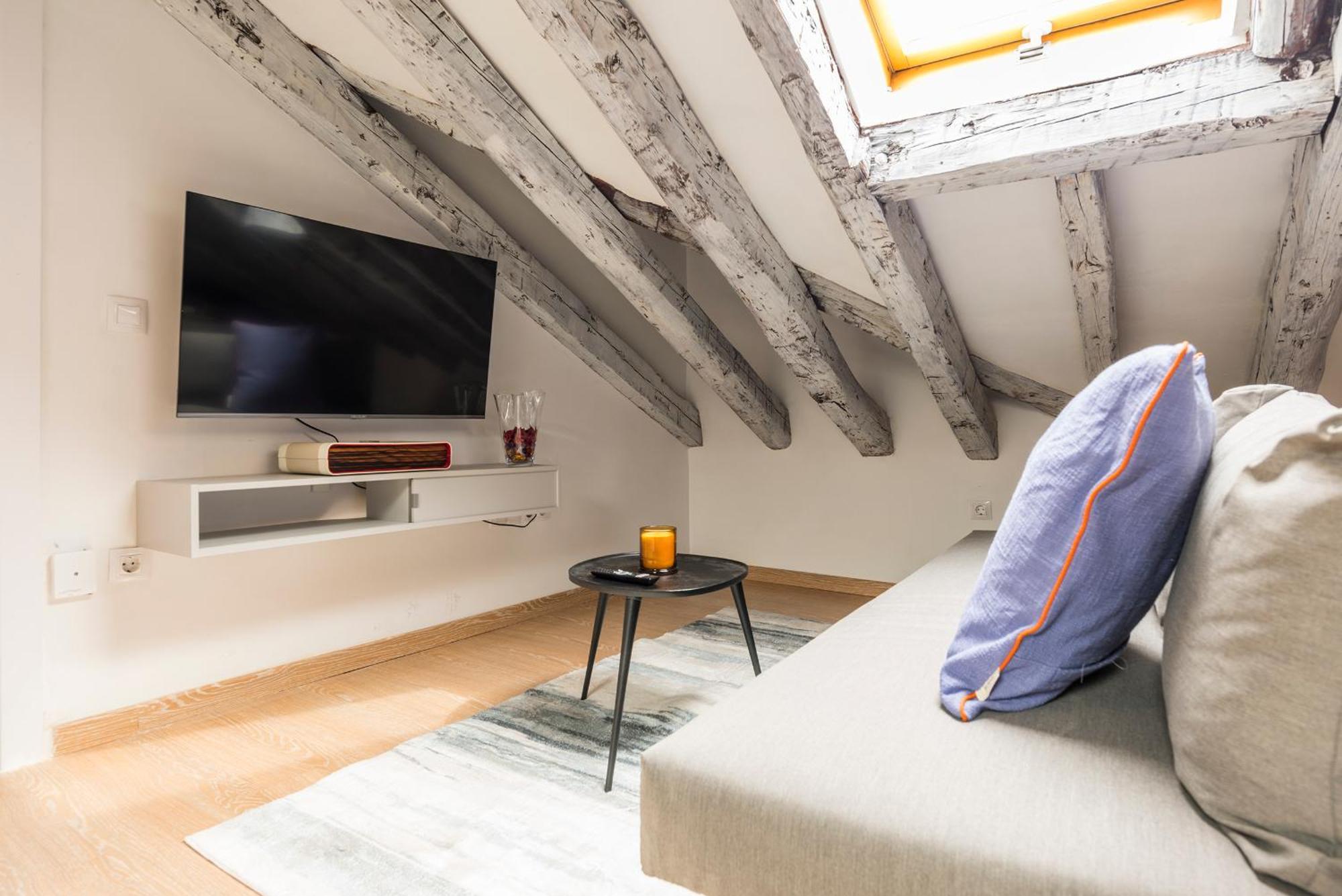 Estudio Nuevo - Gran Via Appartamento